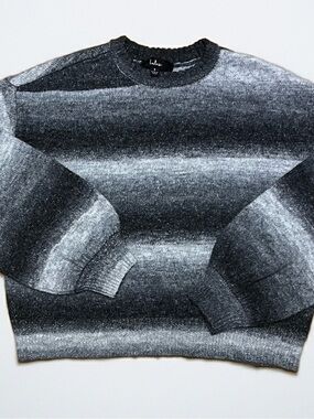 Lulu's Ombre Crewneck Sweater - Black & Gray